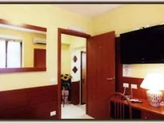 Bed and Breakfast Yiennese Two à Rome 0*,  Italie