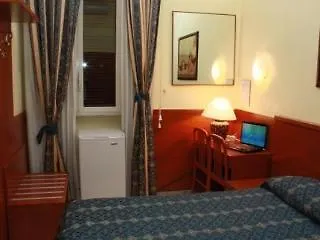Couette-café Bed and Breakfast Yiennese Two à Rome